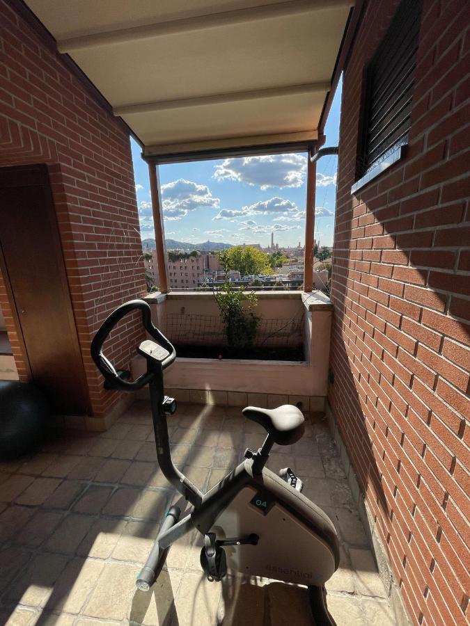 Attico Con Vista Spettacolare E Jacuzzi Appartement Bologna Buitenkant foto