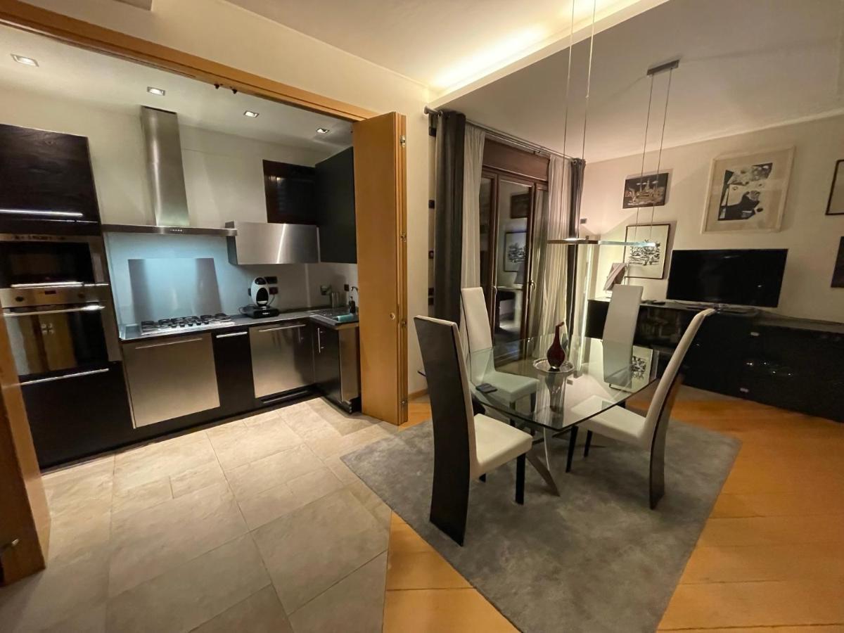 Attico Con Vista Spettacolare E Jacuzzi Appartement Bologna Buitenkant foto